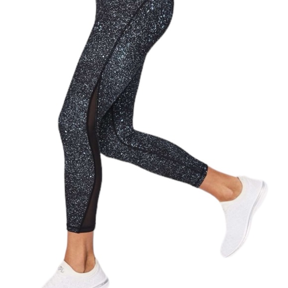 Lululemon Train Times 7/8 Pant 25” - Picture 4 of 10